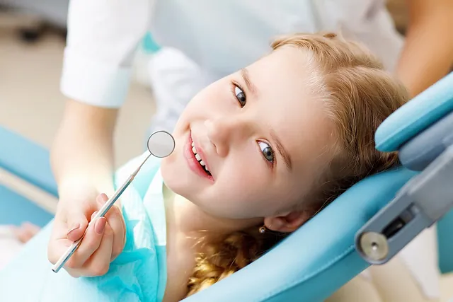 Kid with healthy teeth